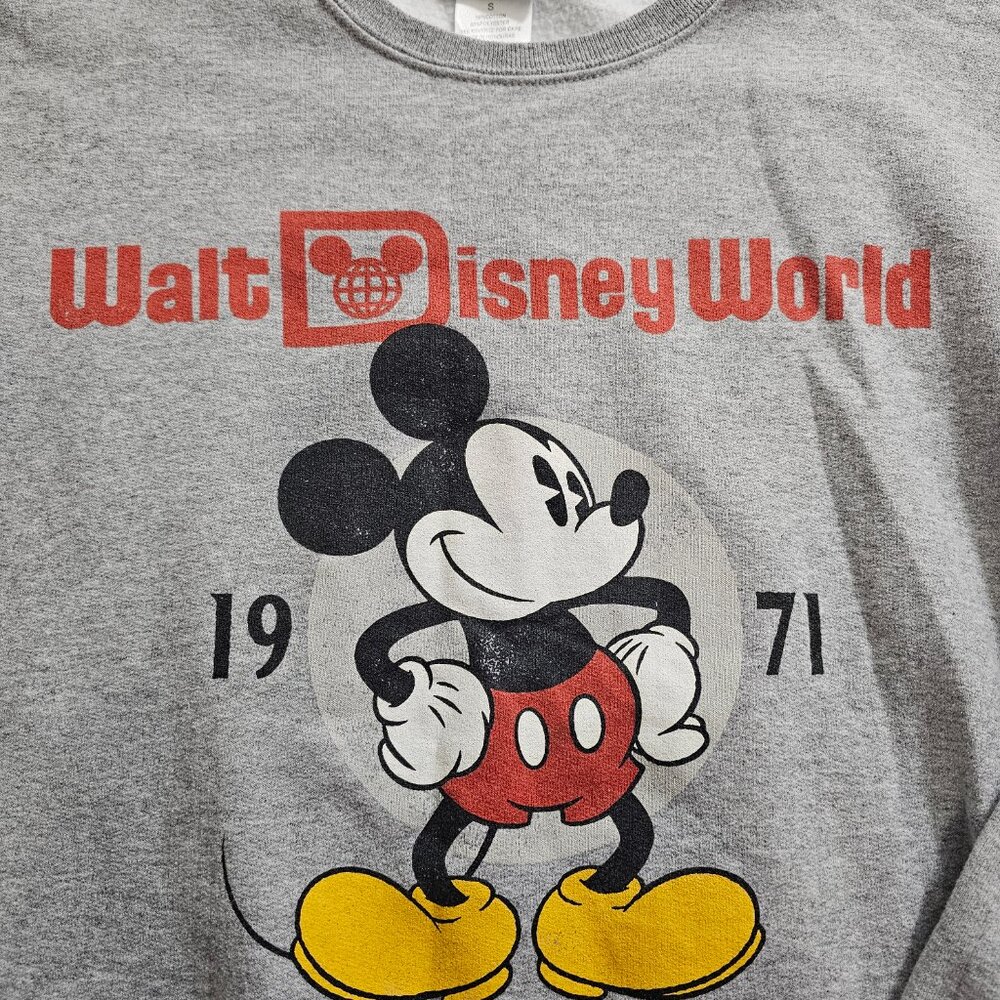 Vintage Style Walt Disney World 1971 Mickey Mouse Crewneck Sweater Women's Small - Picture 2 of 4